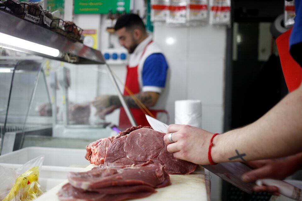 El consumo de carne vacuna por habitante fue el equivalente a 47,4 kilos, 11,1 por ciento abajo del promedio del mismo período de 2023.