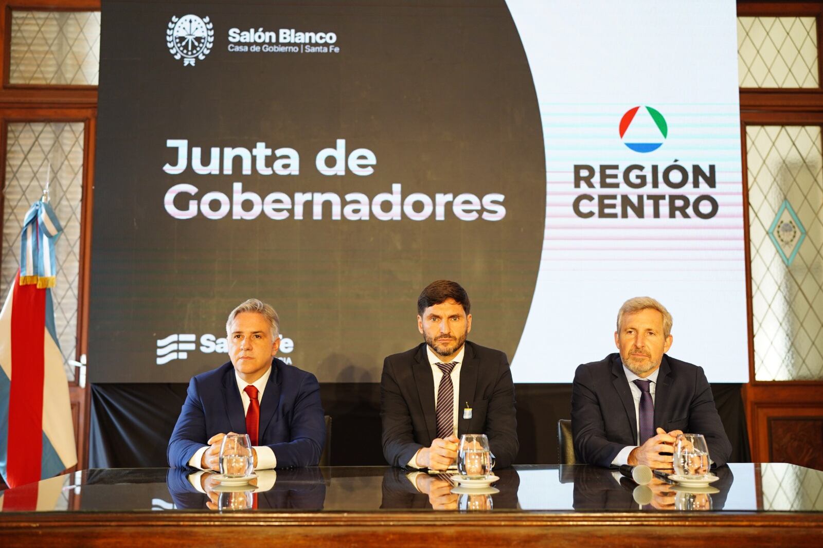 "Vamos a salir adelante cuando se mire a las provincias producitvas", lanzó Pullaro