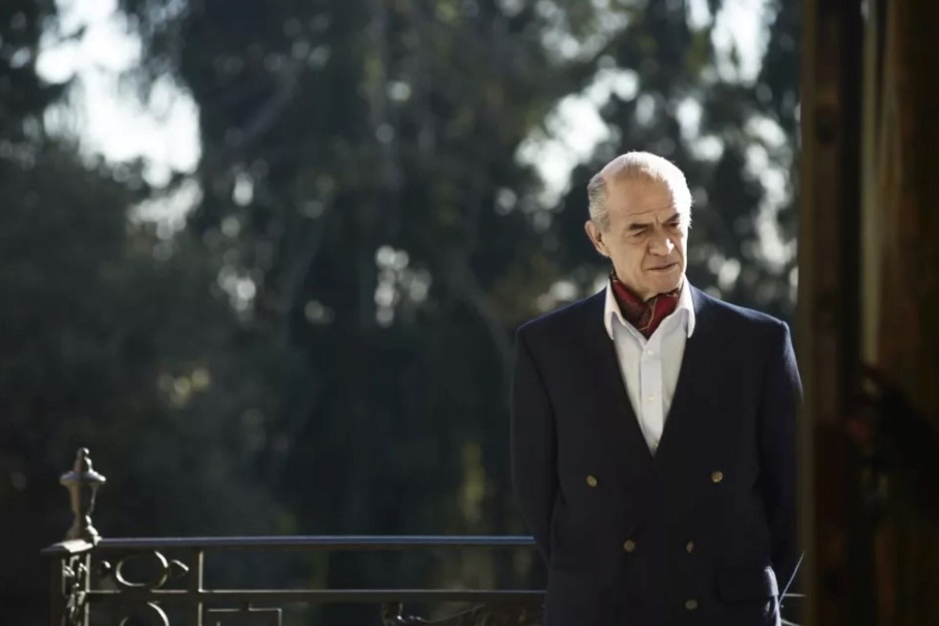 Jean Pierre Noher, como Fernando De la Rúa, en "Diciembre 2001". Imagen: Star +