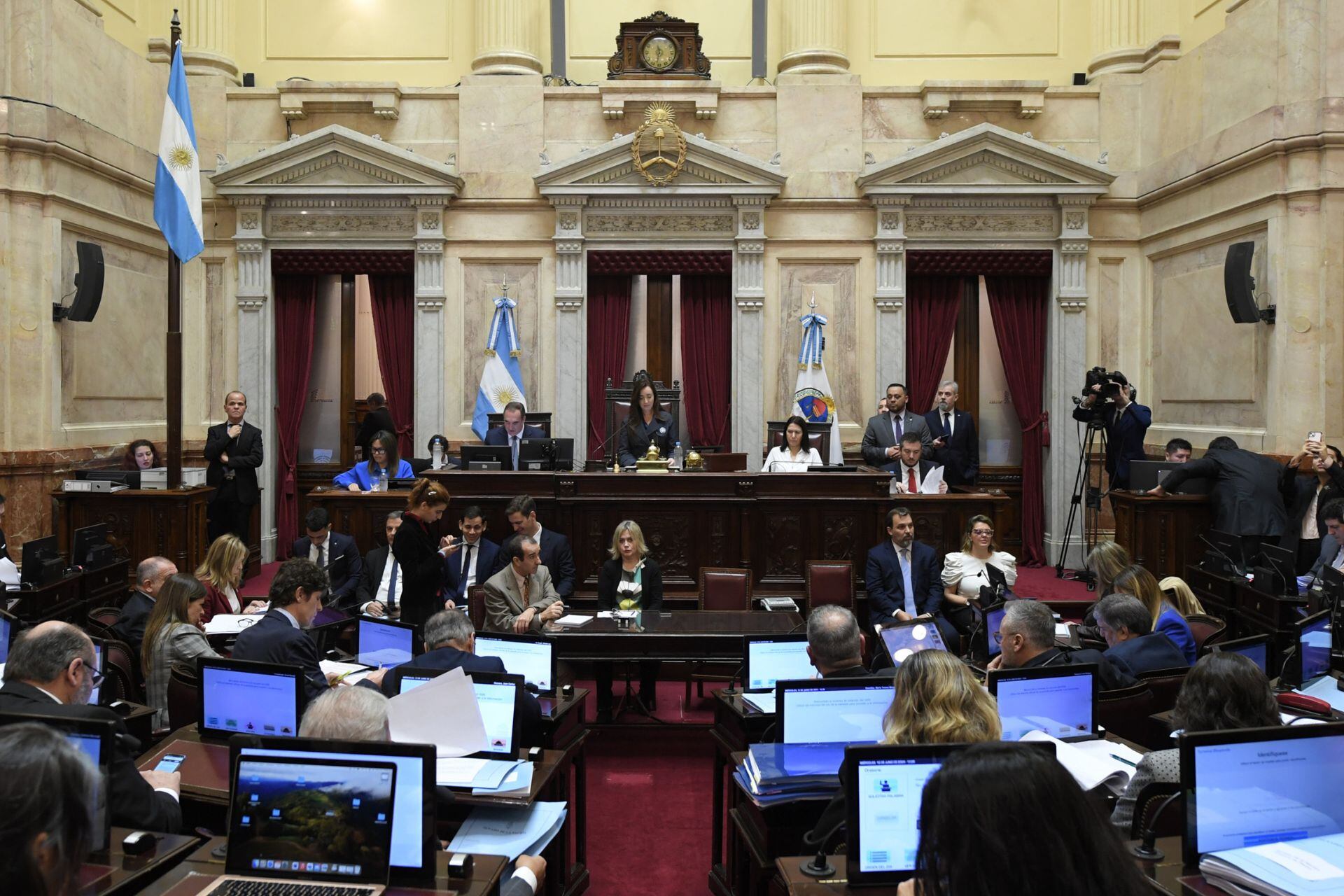 Cómo sigue el trámite legislativo de la Ley Bases