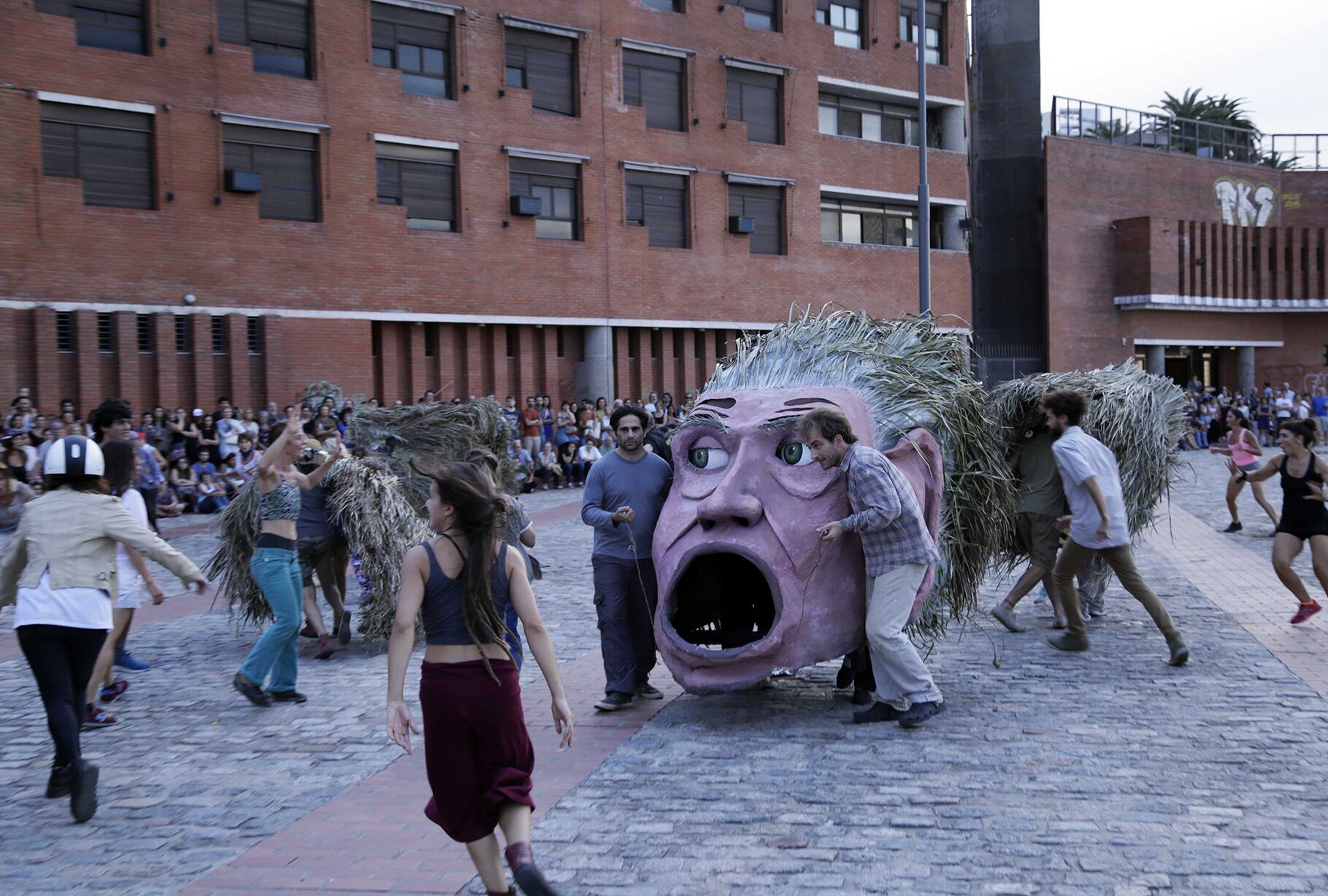 "La Batalla del Parque España" fue uno de los acontecimientos inéditos de 2017.
