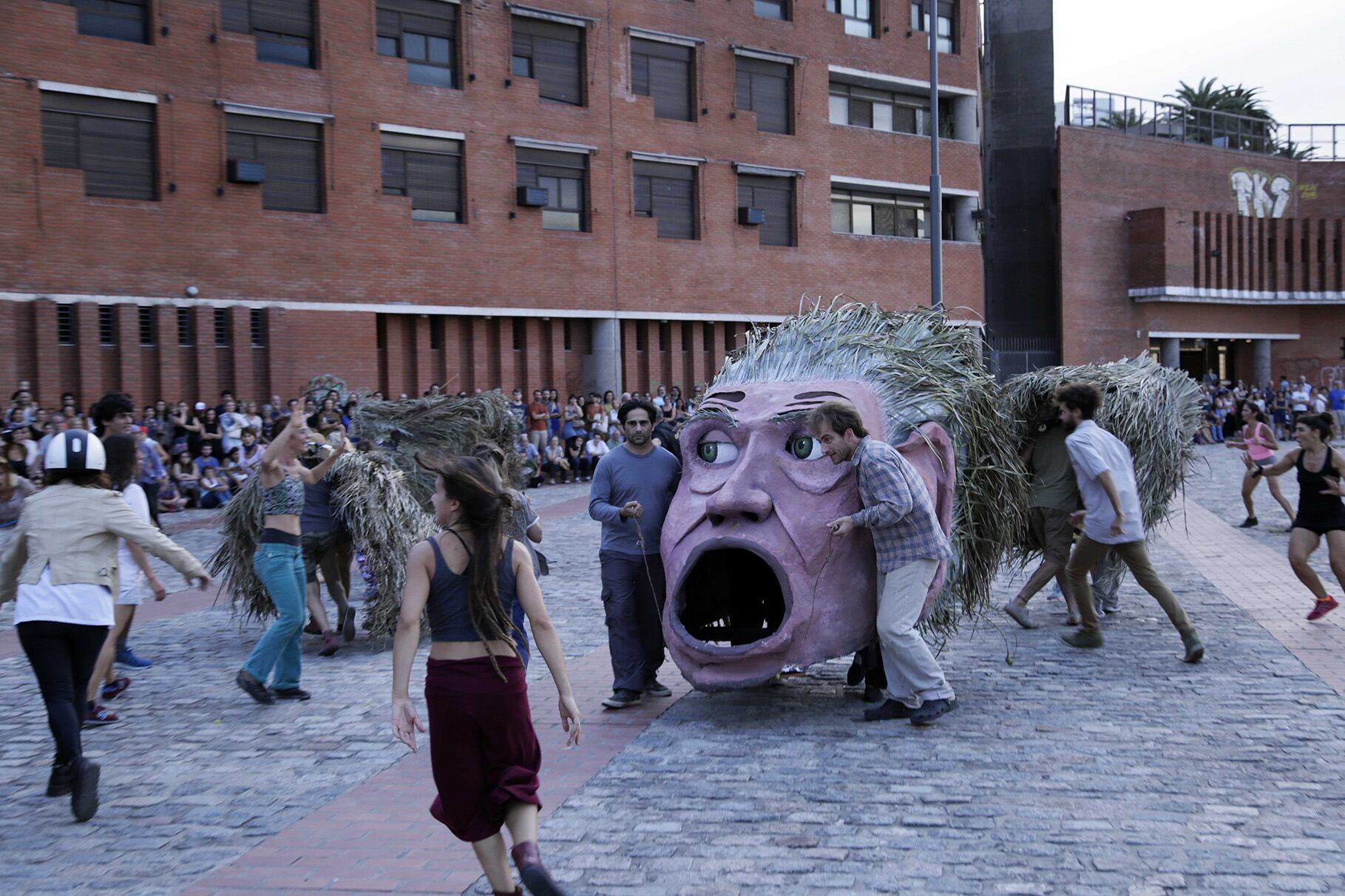 "La Batalla del Parque España" fue uno de los acontecimientos inéditos de 2017.