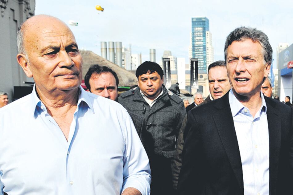 Venegas y Macri fueron amigos y socios políticos. El Presidente lo elogió como ejemplo de sindicalista.