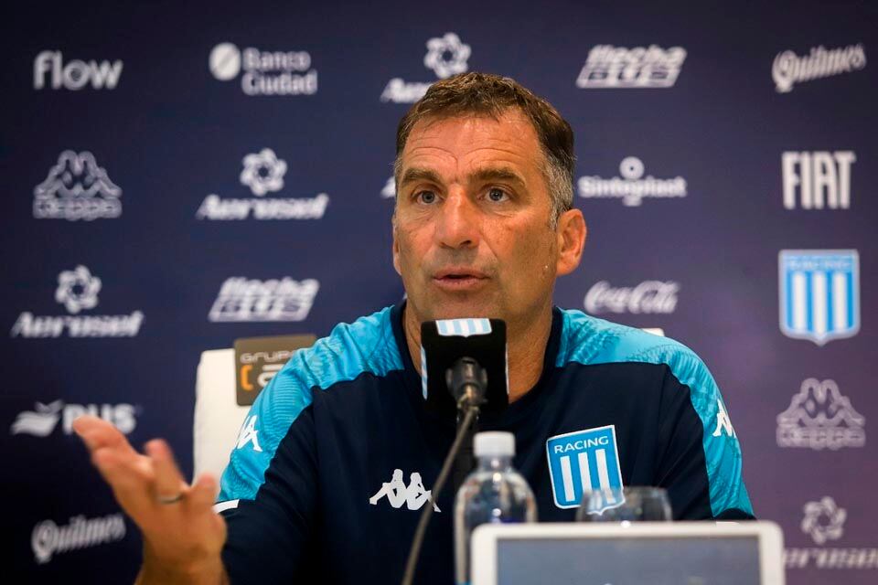 Juan Antonio Pizzi no está conforme con la producción de su equipo.