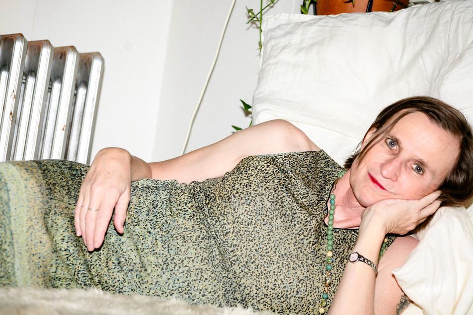 Lejos del "memoir", McKenzie Wark apuesta por el género epistolar.