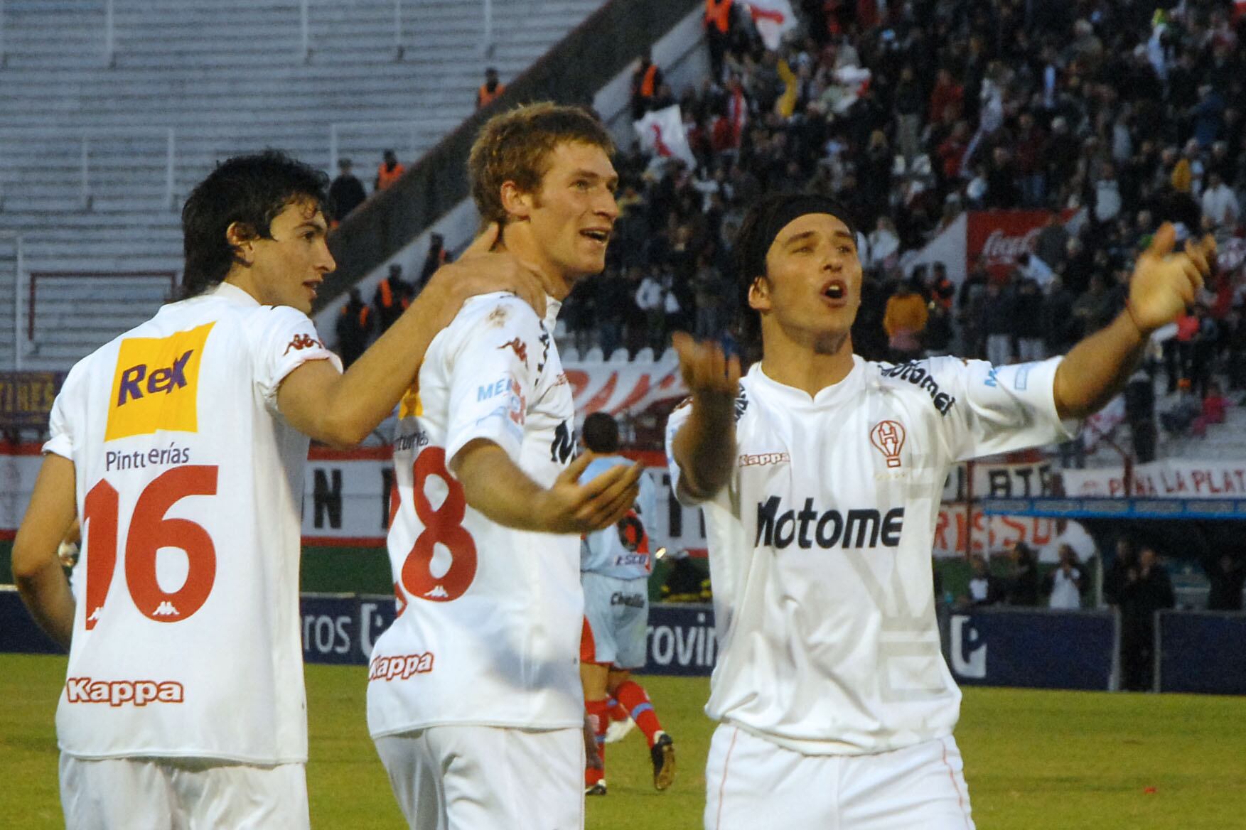 Viejos tiempos. Pastore, Bolatti y Toranzo en el recordado Huracán subcampeón de Angel Cappa.