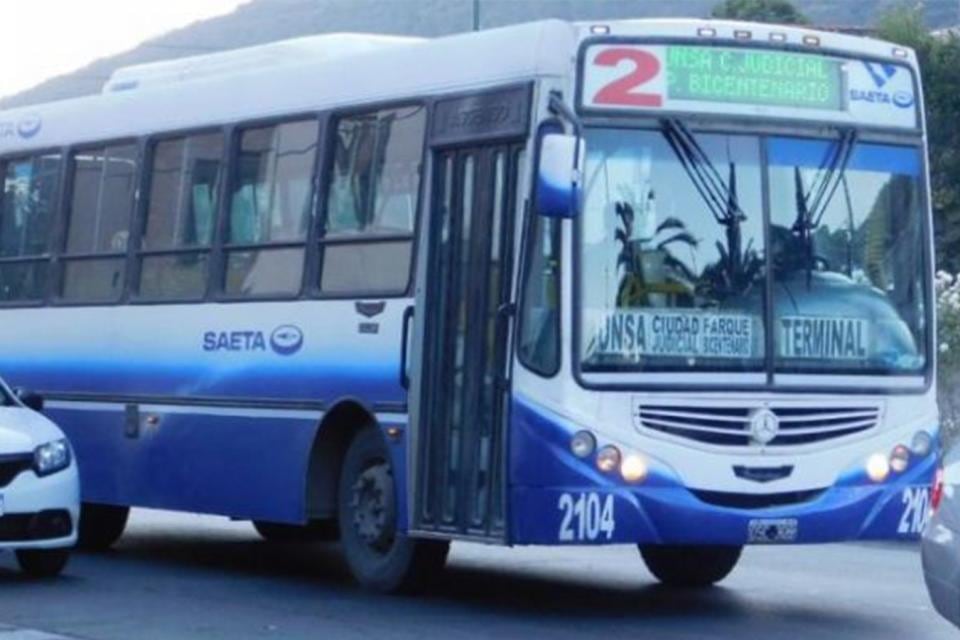 Saeta solo para personal de salud y seguridad