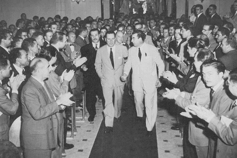 El 22 de noviembre de 1949, el presidente Perón suspendió el cobro de los aranceles universitarios.