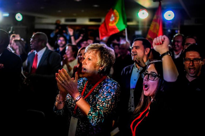 En las elecciones hubo niveles record de abstención, que superaron el 45 por ciento.