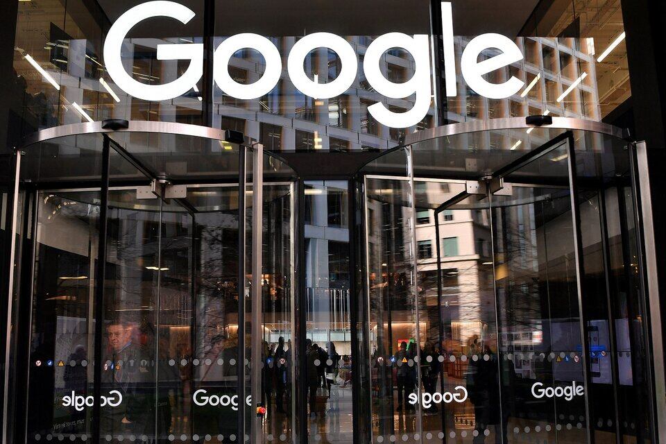 Microsoft denunció que la conducta monopólica perjudicó a su buscador Bing.