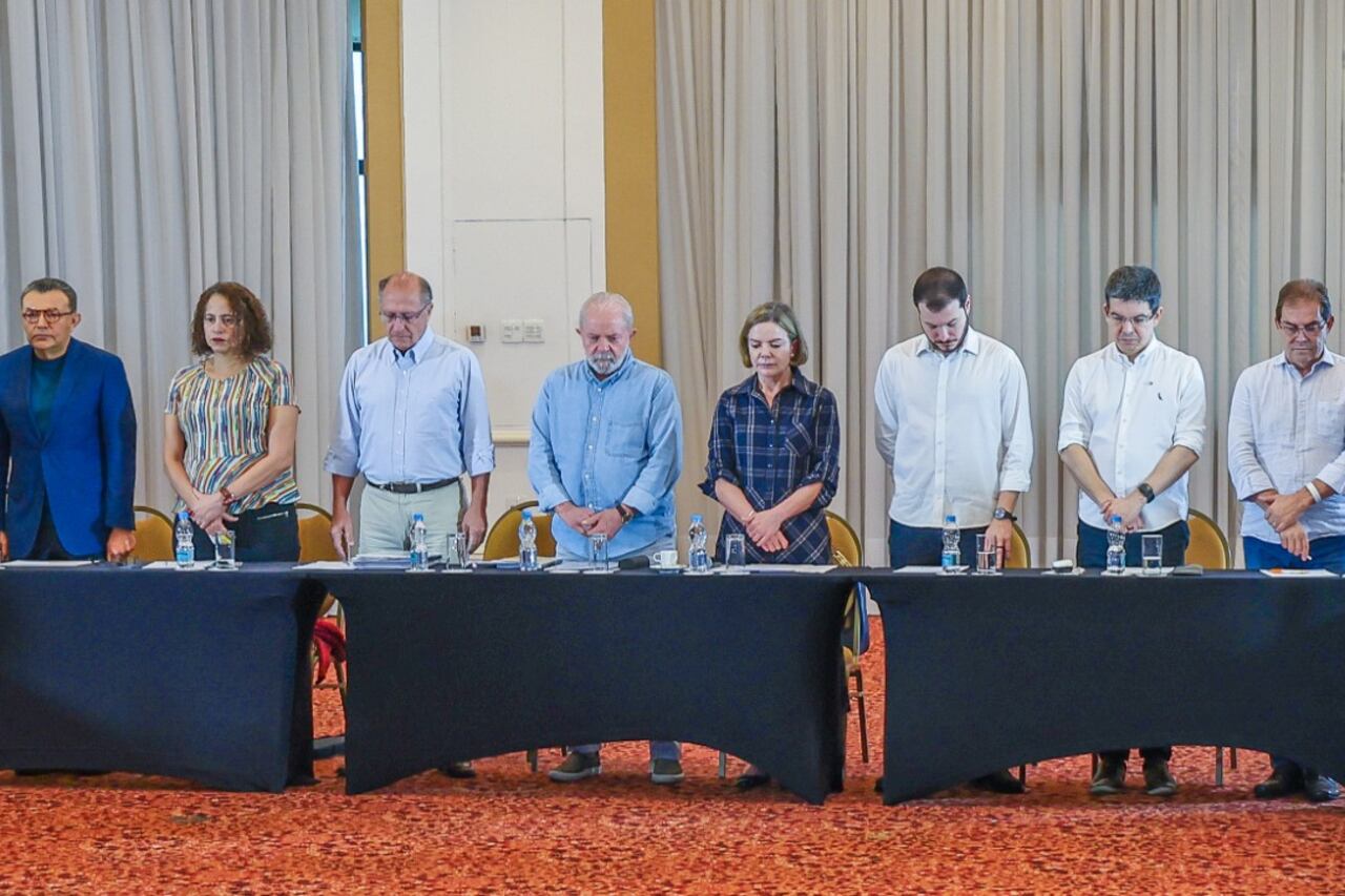 El Consejo Político del PT abrió el encuentro con un minuto de silencio en memoria del militante asesinado en Foz do Iguaçu. Foto: Lula.br