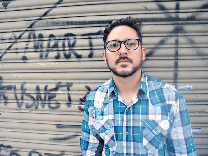 Leandro Avalos Blacha va del policial a lo siniestro con absoluta naturalidad.