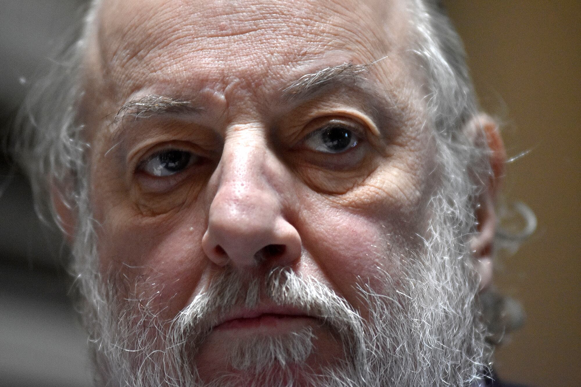El texto acordado por los jueces cumplió con la formalidad de solicitar a la superintendencia del edificio de Comodoro Py que tome "las medidas de duelo que correspondan". 
