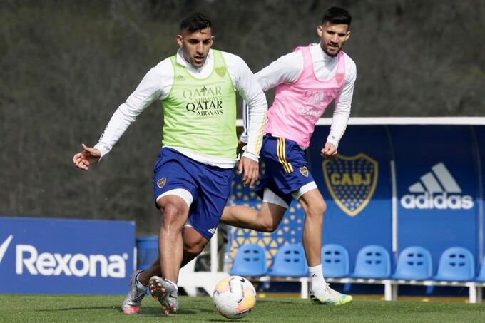 Abila y Alonso en la práctica de Boca.