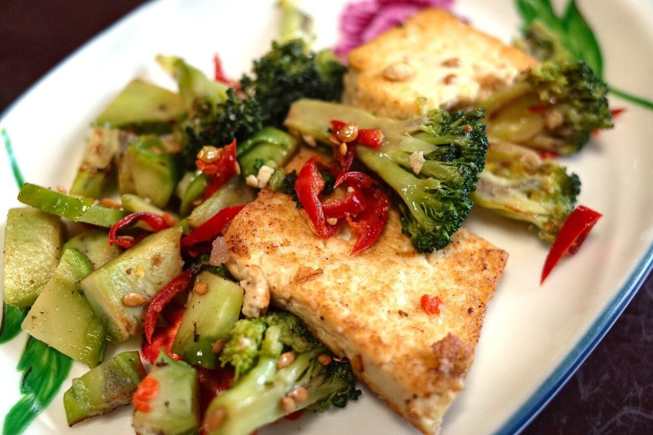 Un proyecto de ley busca promover la alimentación vegetariana y vegana en restaurantes bonaerenses. Foto: Pixabay.