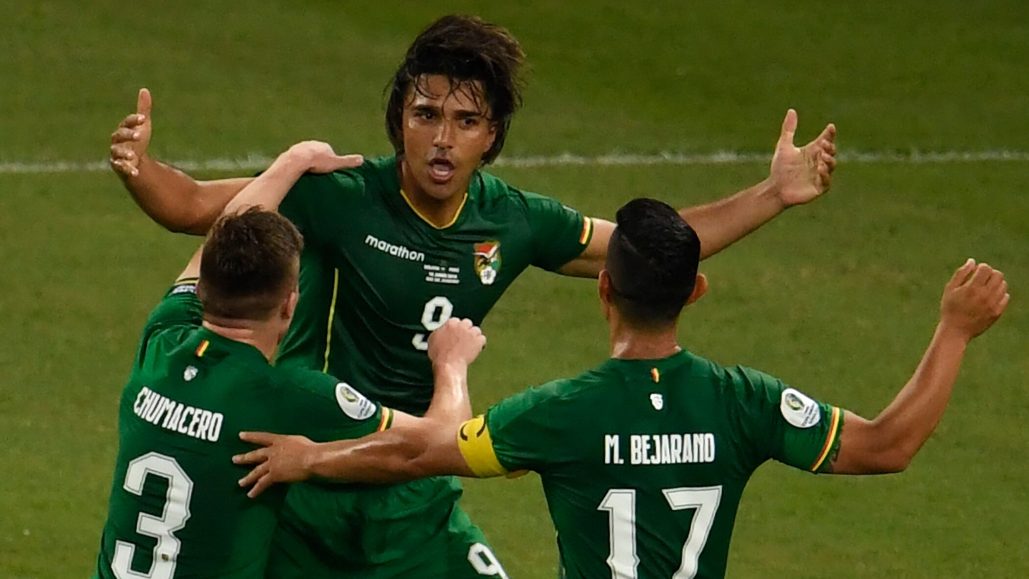 El festejo de Moreno Martins ante Perú, el día de su cumpleaños número 32.