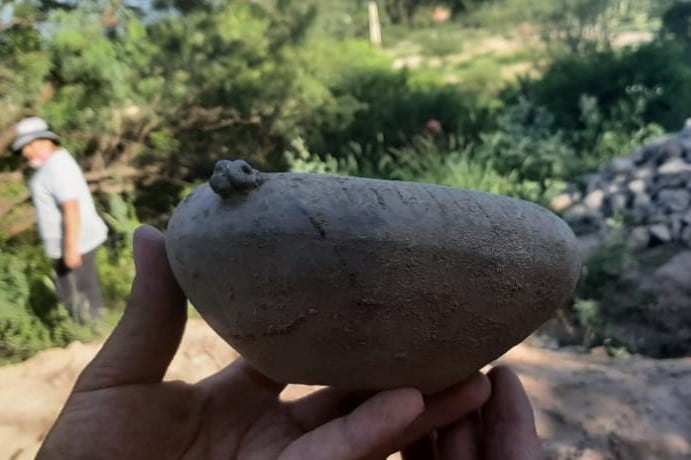 Vasija tipo Ciénaga encontrada en el enterratorio.