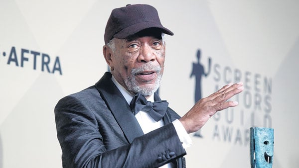 Morgan Freeman, multipremiado y multiacusado.