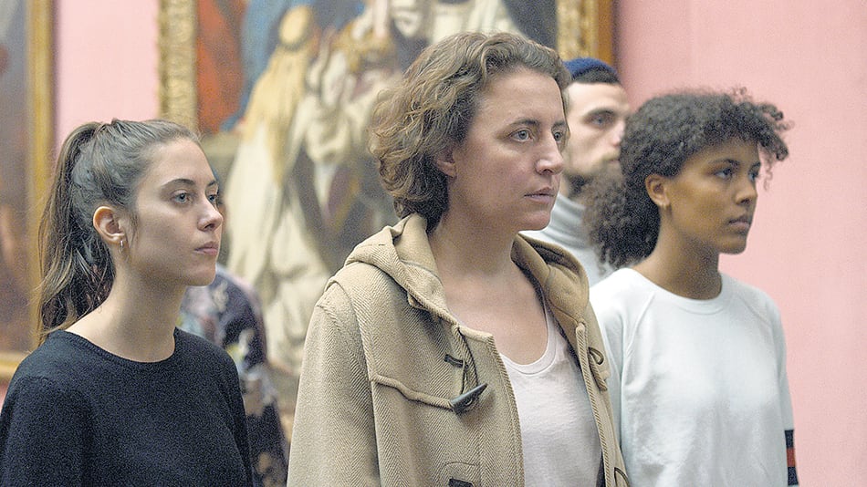 Maren Eggert es la extraordinaria protagonista de Estaba en casa, pero, de la berlinesa Angela Schanelec.