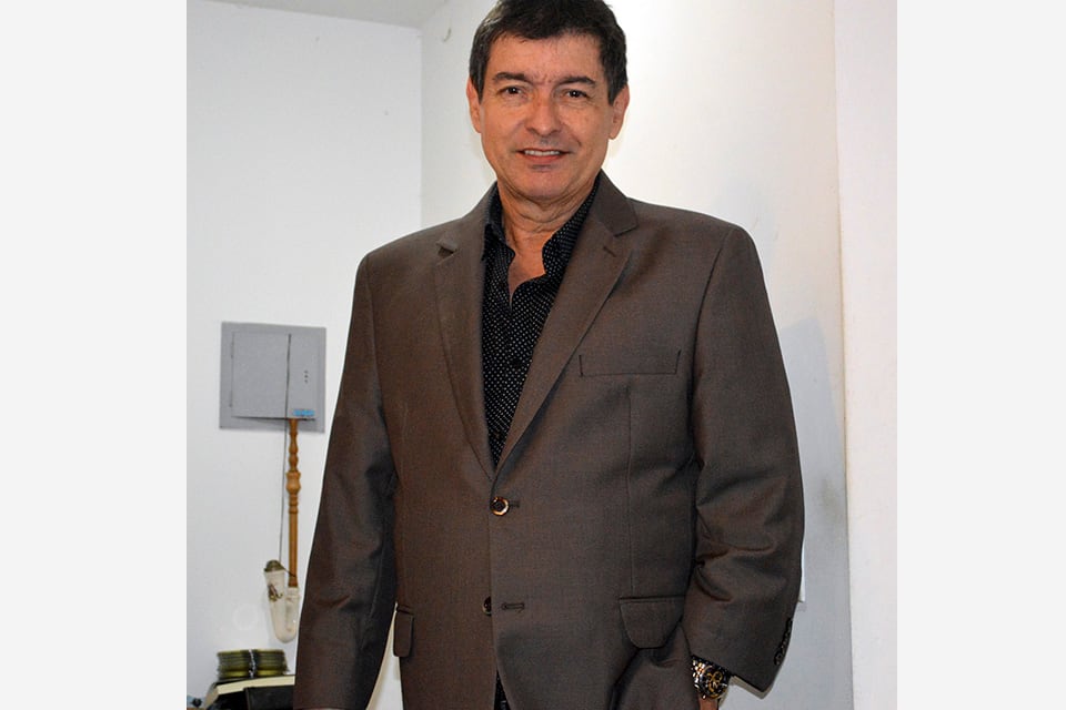 Antonio Montero analizó la curva de casos de coronavirus