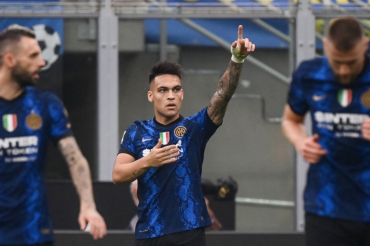 Lautaro festeja la apertura del marcador para Inter.