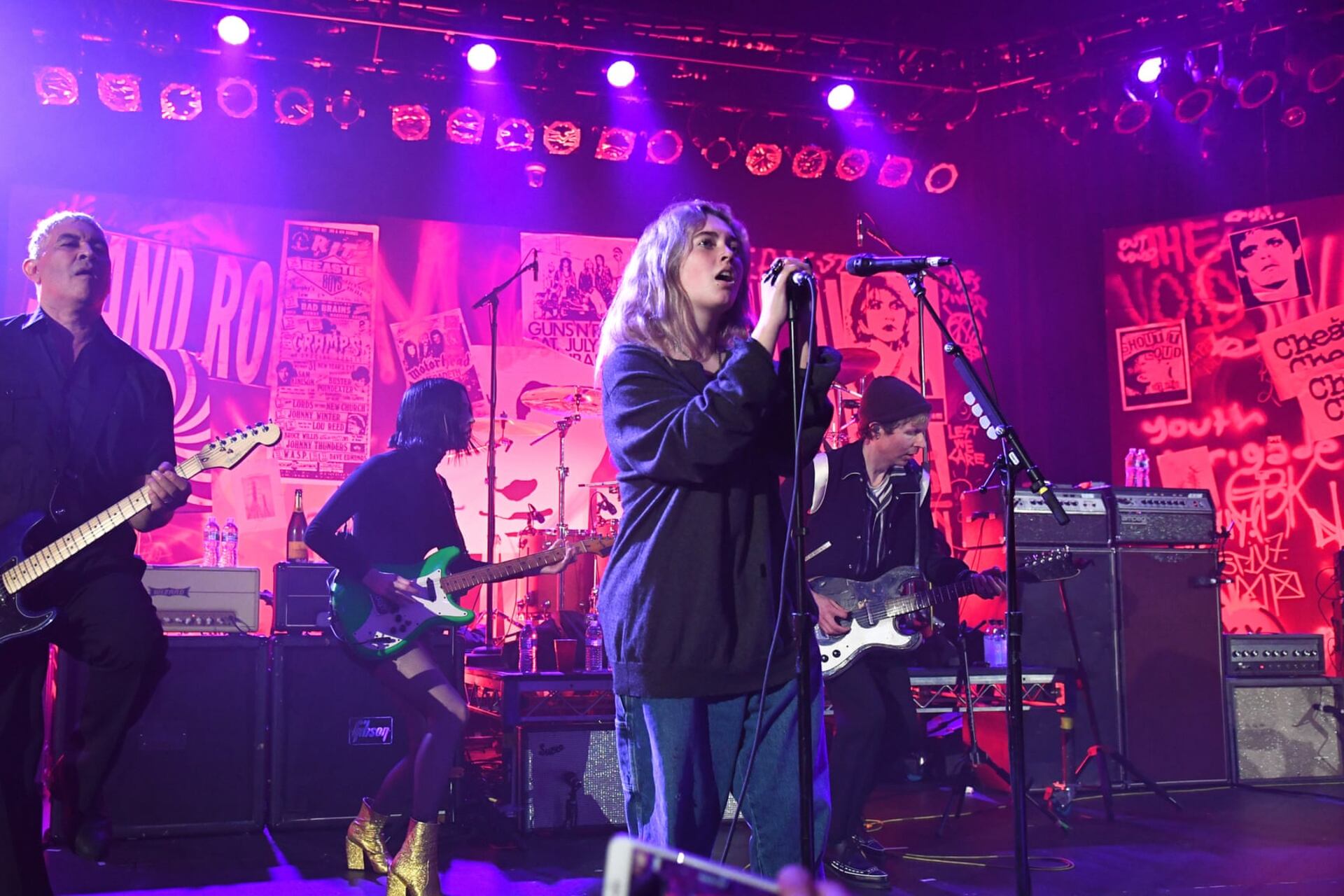 Violet Grohl al frente, con la música en los genes.