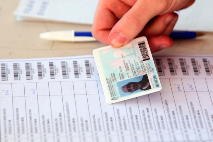 El DNI es uno de los documentos válidos para votar en CABA