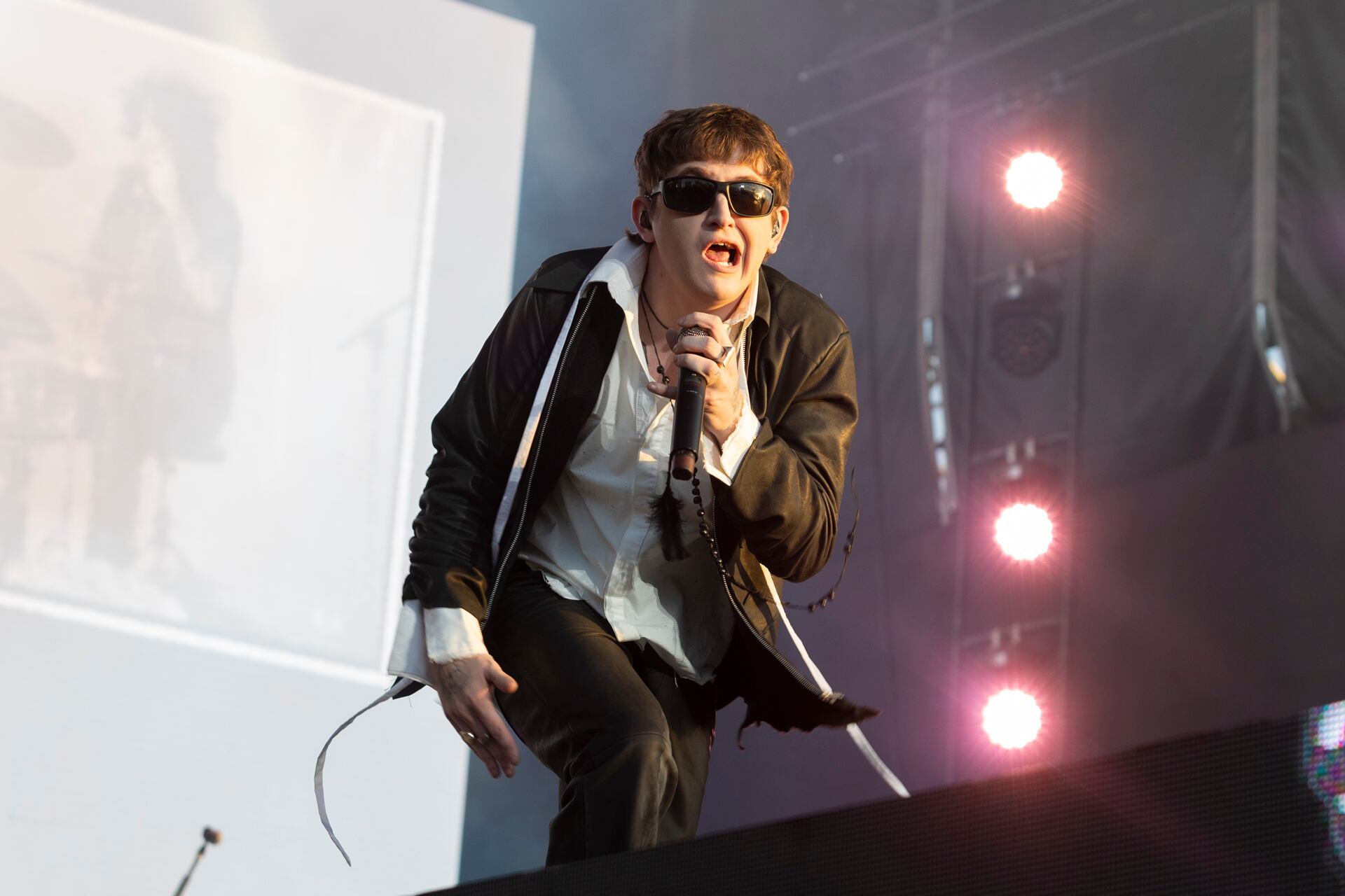 El rapero también cambió una letra para ironizar sobre Javier Milei