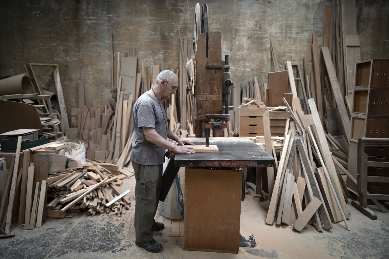 La opción de extender la edad jubilatoria alcanzaría a los empledos públicos que representan el 28 por ciento del trabajo formal.
