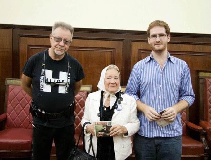 León Gieco, Nora Cortiñas e Ignacio Kostzer, el autor de esta nota.