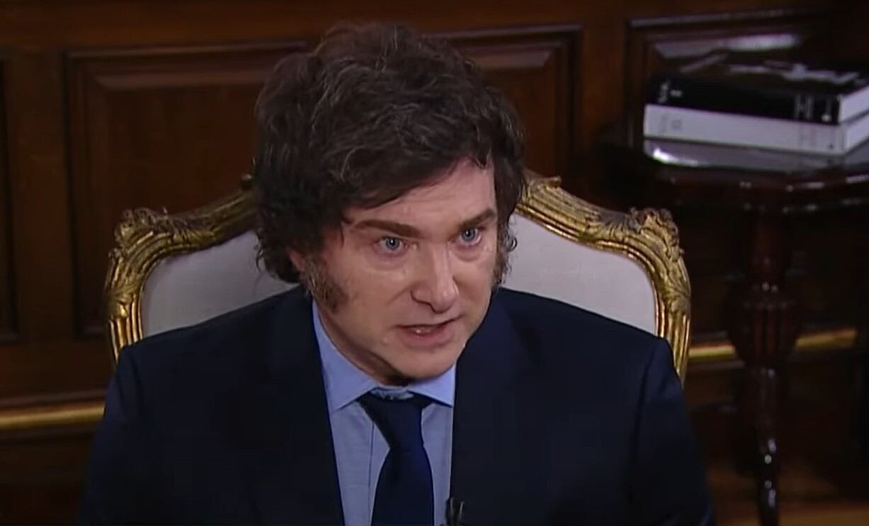 "Parece que le cuesta más trabajo entender una simple metáfora que mostrar su título de abogada", arremetió Milei sin arrepentimientos a su violencia verbal