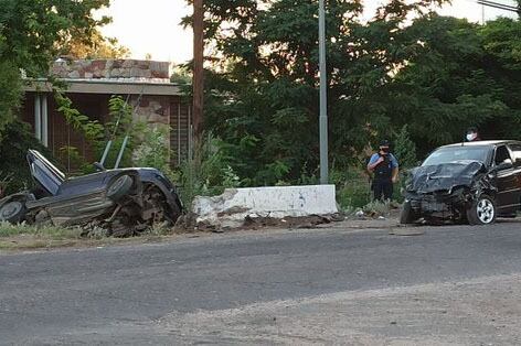 El choque en San Rafael que produjo la muerte de tres turistas fue entre un Fiat Palio y un Volskwagen Gol Country.