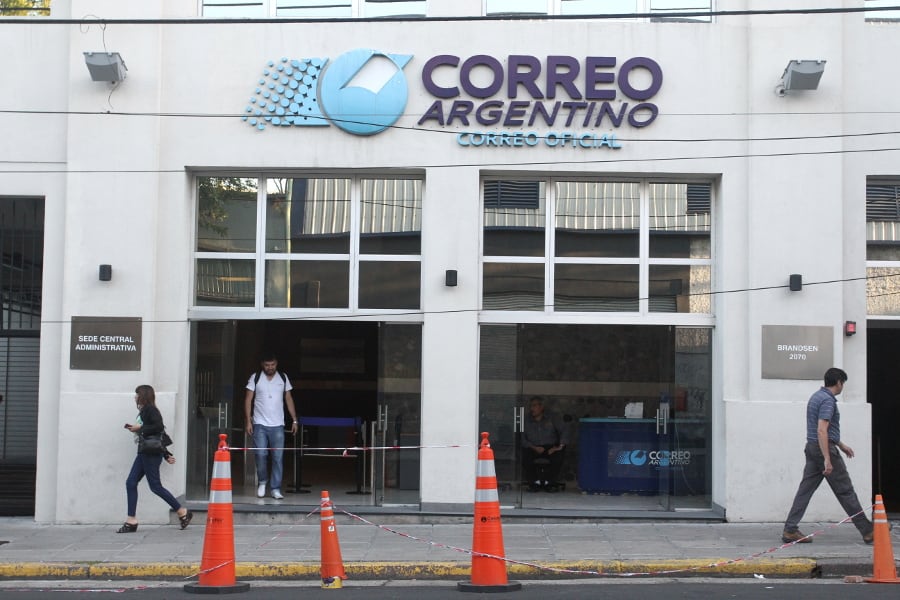 Además de la escandalosa condonación de deuda a la empresa de los Macri, ahora se investiga el vaciamiento del Correo Argentino.