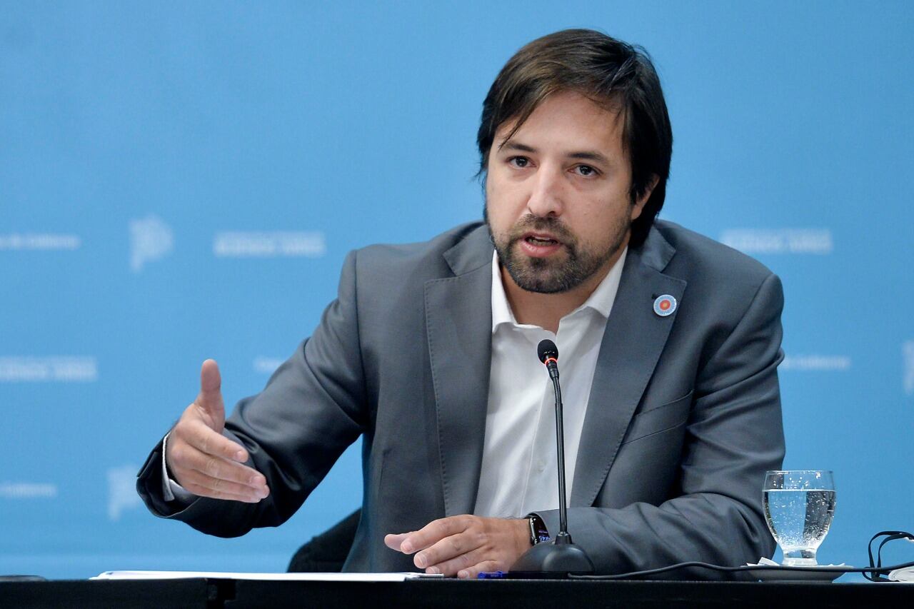 El ministro bonaerense aclaró que la suba de casos "hasta el momento" no impactó en el número de internaciones.