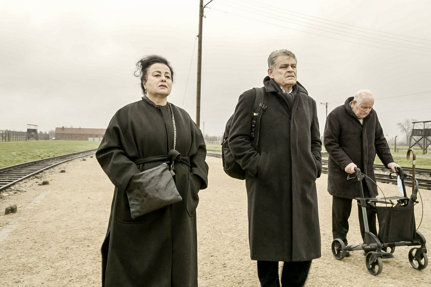 Volker elige un retrato que no carga las tintas ni se vuelca al amarillismo.