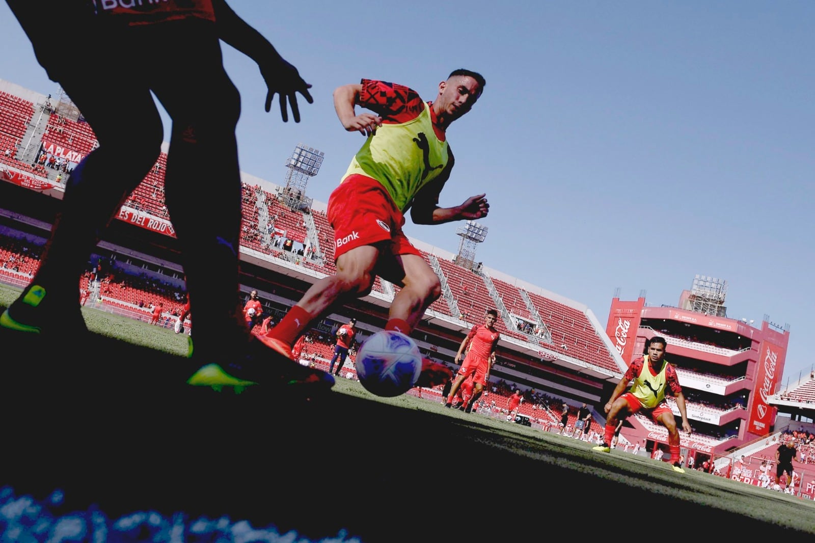 Marcone se entrena en el estadio