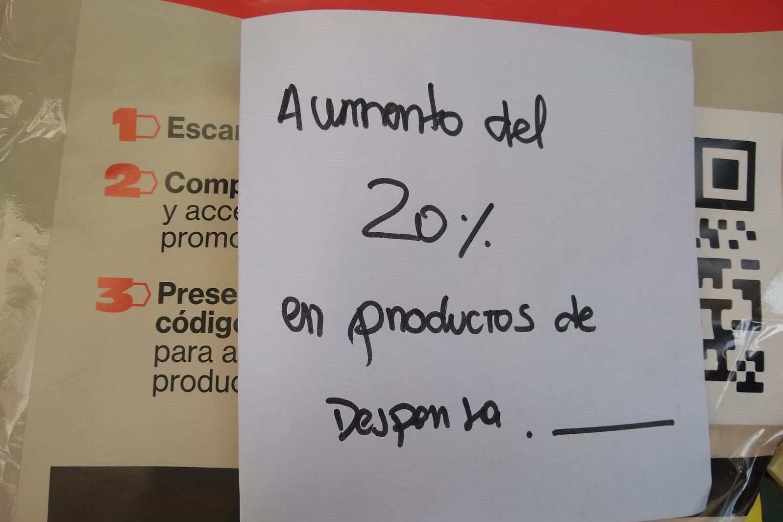 En los almacenes de barrio se empezaron a ver remarcaciones de precios. "Los comerciantes no saben a qué precio van a reponer mercadería", justificaron desde el CCI.