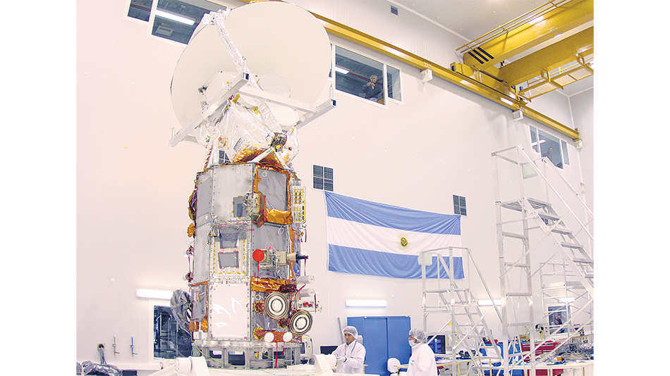 El Estado Nacional busca recortar proyectos por unos 300 millones de dólares con Invap.