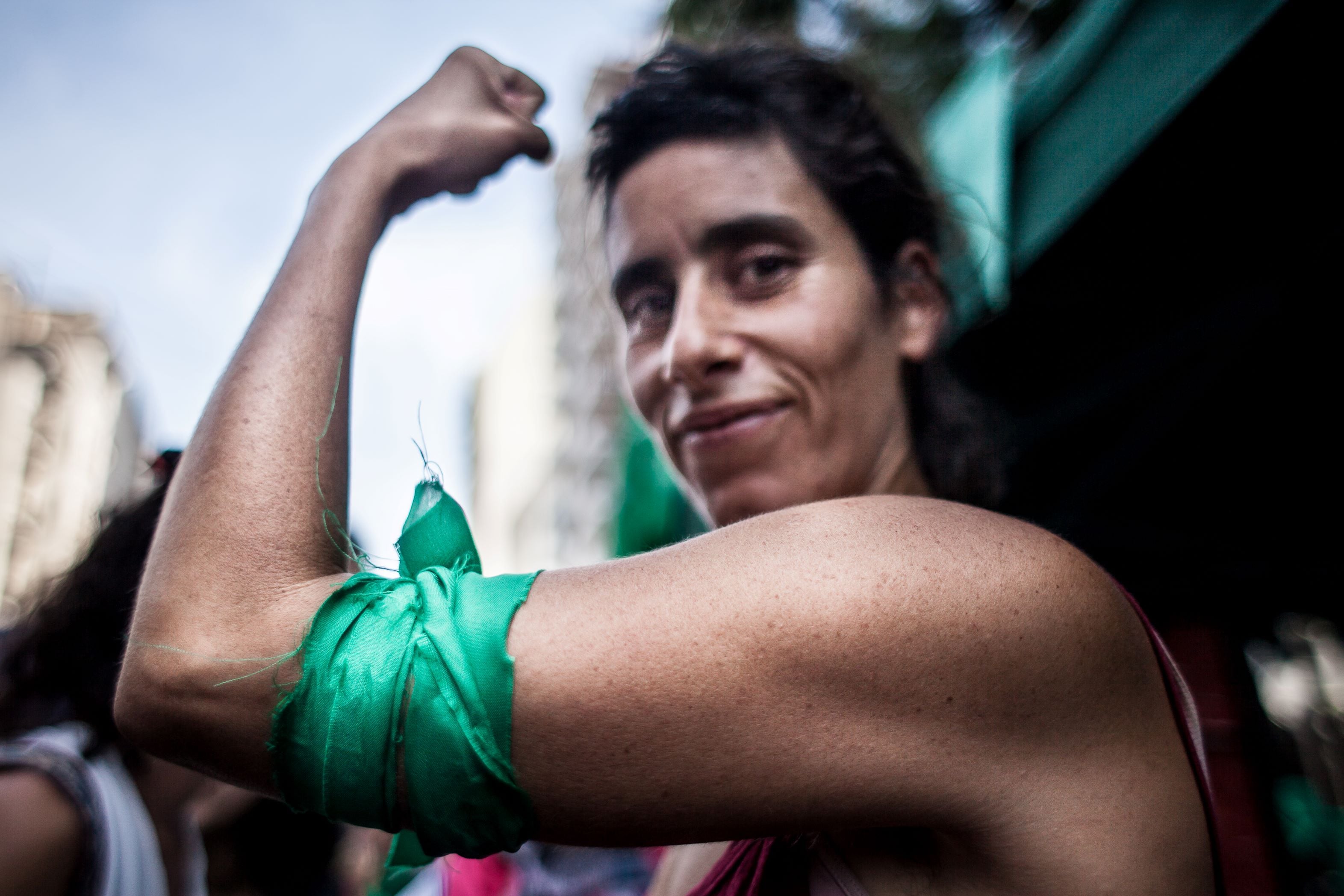 Al reves del proyecto de ley ómnibus, el acceso a la interrupción voluntaria del embarazo es ley.