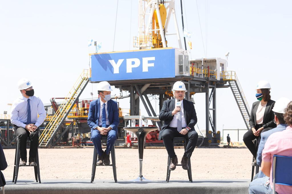 El presidente Alberto Fernández encabezó la presentación del Plan Gas desde el yacimiento de Loma Campana.