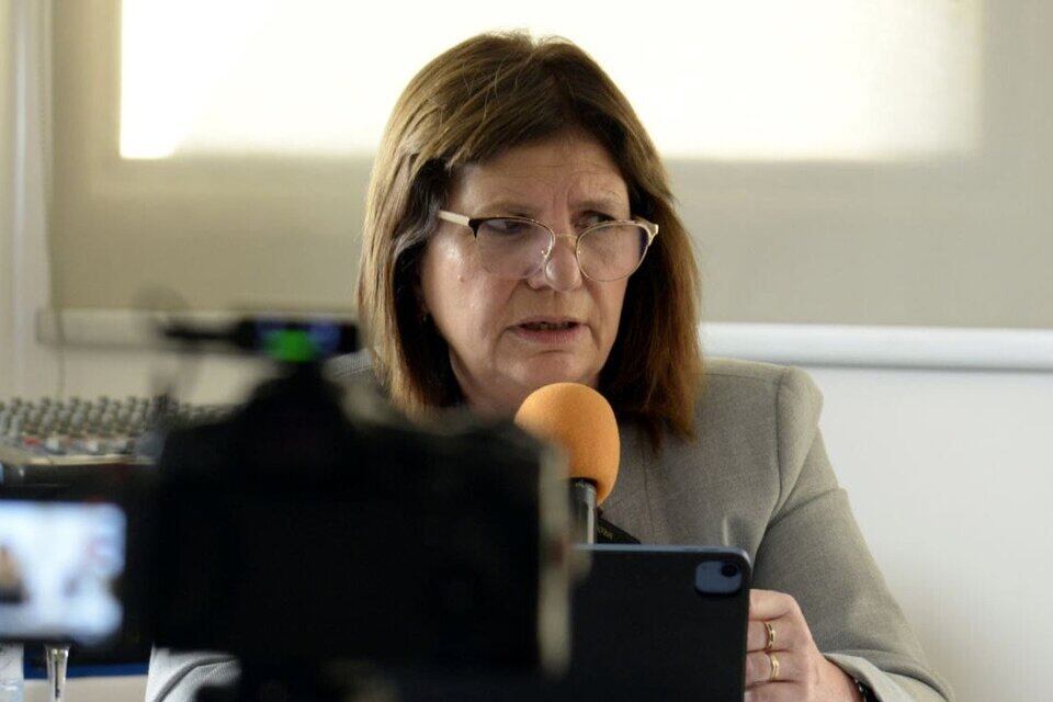 En los últimos días se vio a una Patricia Bullrich atrapada en la agenda que dominó Javier Milei.