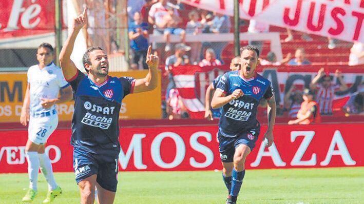 El festejo del triunfo tatengue.