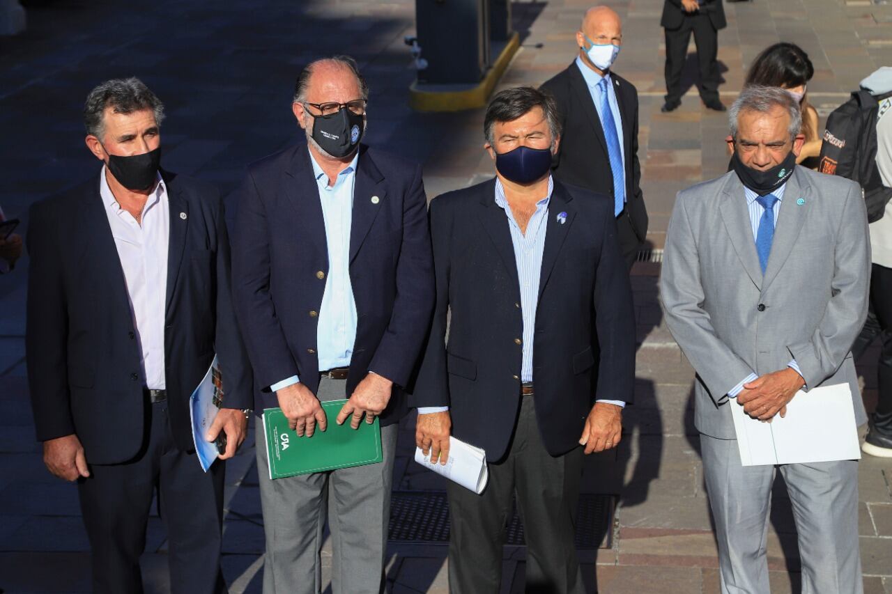 Integrantes de la Mesa de Enlace