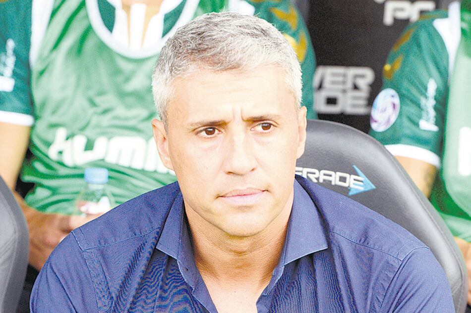 Hernán Crespo llegó a Banfield a inicios de 2019.