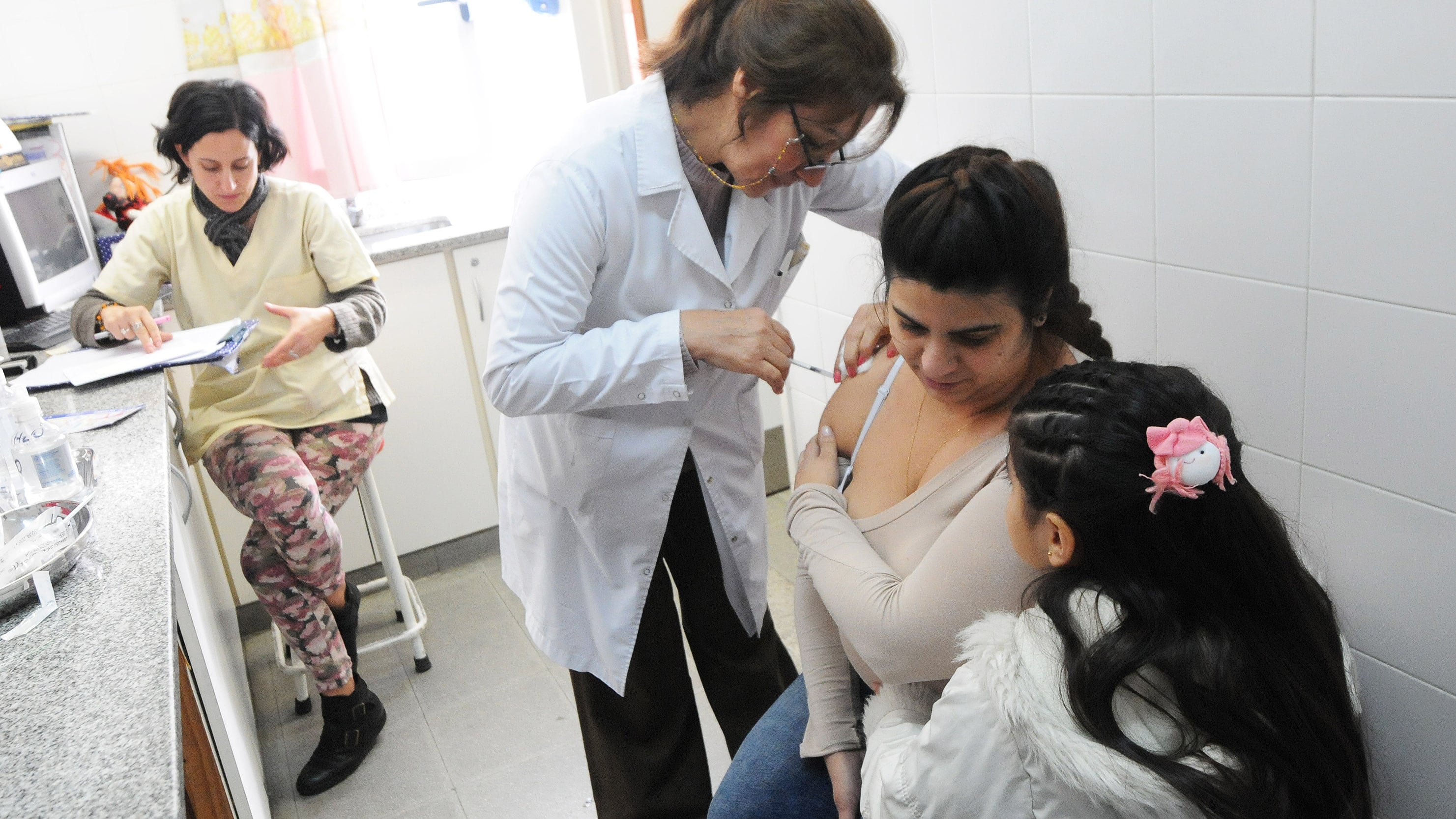 El 96% de los encuestados consideró que las vacunas "son seguras".