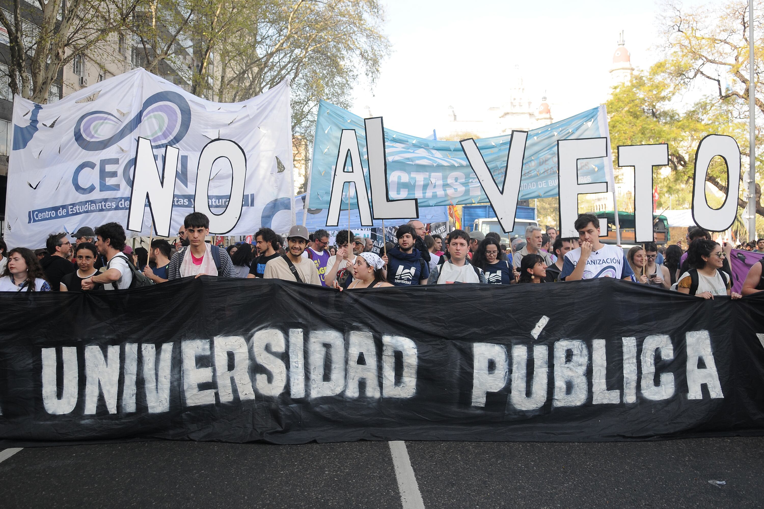 Refernetes universitarios miran con preocupación la suspensión en discapacidad.