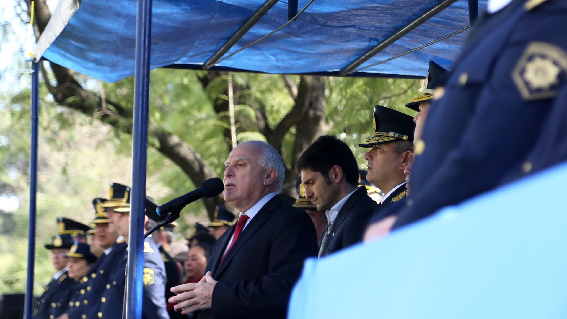 Pullaro y Lifschitz participaron ayer del acto por el aniversario de la Policía provincial.