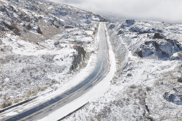 El camino conecta los valles de Punilla y de Traslasierra, en la zona oeste de la provincia de Córdoba.