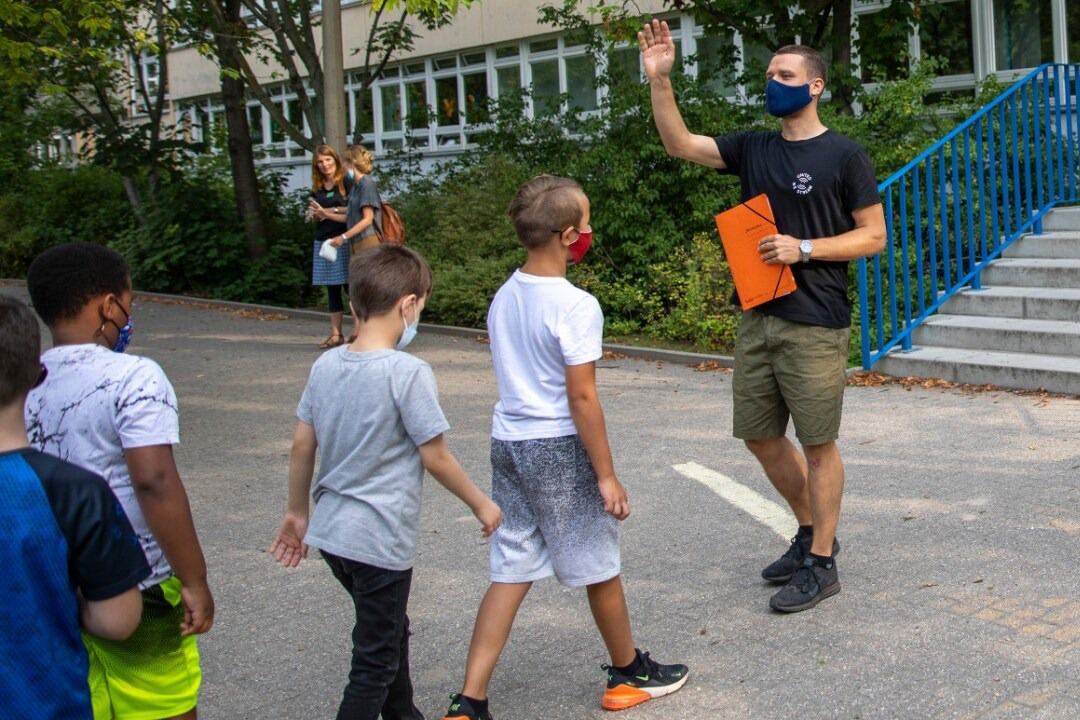 El anuncio del regreso a las clases genera incertidumbre en Chile.