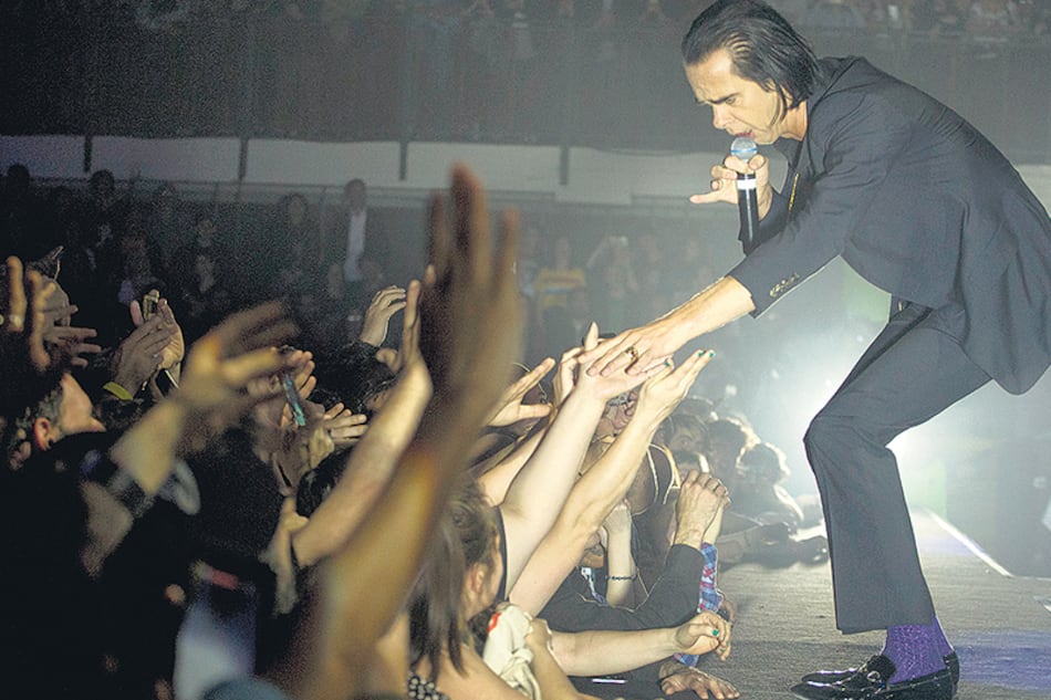 El show tuvo versiones notables de “Red Right Hand”, “From Her To Eternity” y “Do You Love Me?”